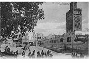 Mosquee et l Eglise St Louis